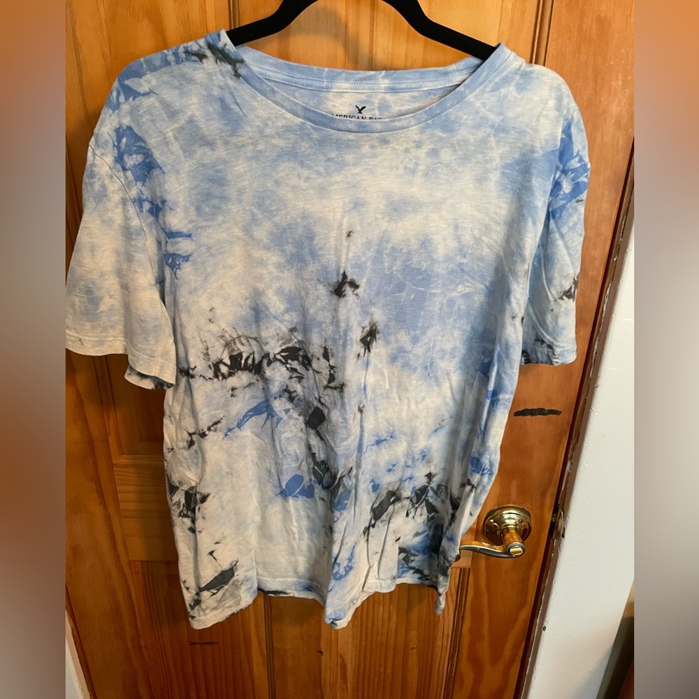 American eagle tie dye T-shirt. Large - Picture 1 of 3